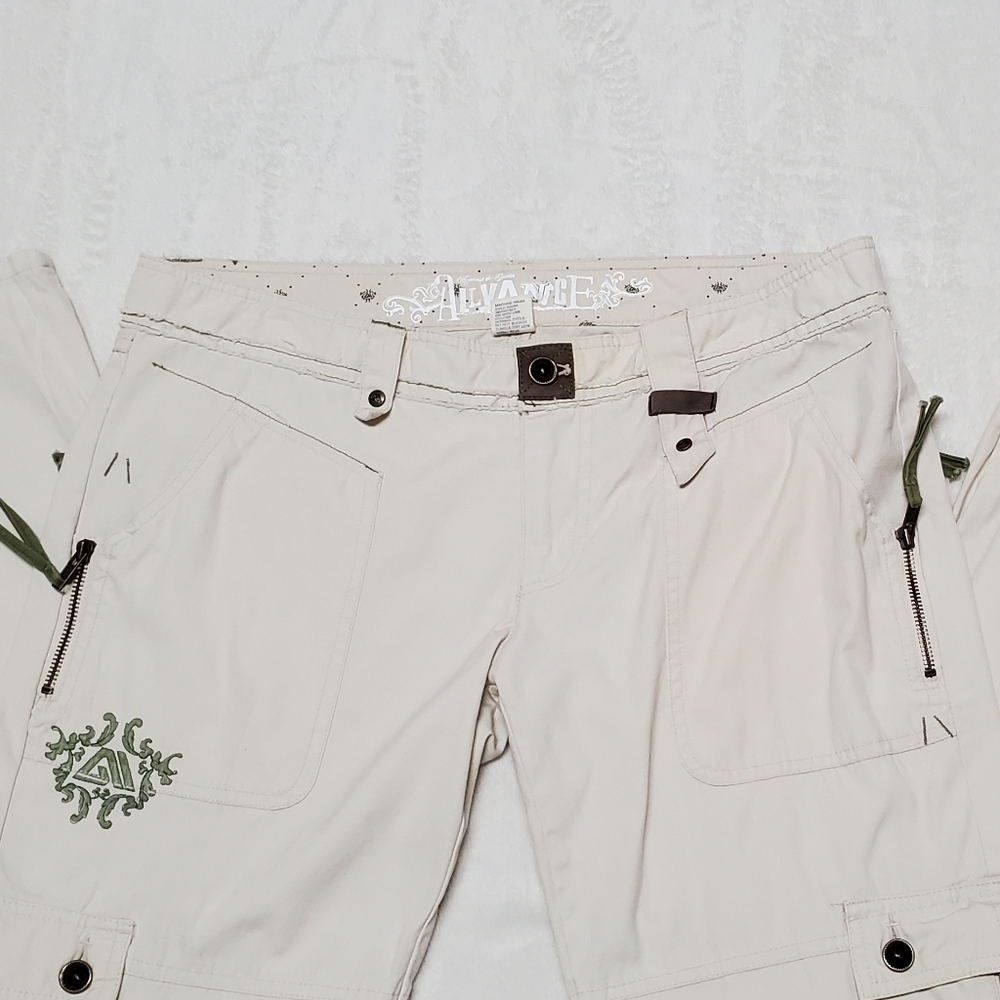Rare Allyance ATG Grunge Cream Green Floral Low Rise Lace-up Flare Cargo Pants - Picture 6 of 16